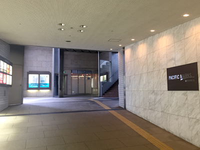 阪神電車 梅田駅からの順路04